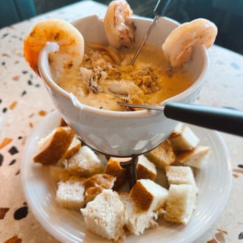 Georgie's Beachside Grill - Dungeness Crab Fondue - American Near Me - Newport, Oregon Georgie's Beachside Grill - Dungeness Crab Fondue - American Near Me - Newport, Oregon