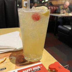 RibCrib BBQ - Peaches and cream drink