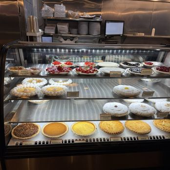 Nation's Giant Hamburgers - Lots o pies - Desserts Near Me - San Jose, California Nation's Giant Hamburgers - Lots o pies - Desserts Near Me - San Jose, California