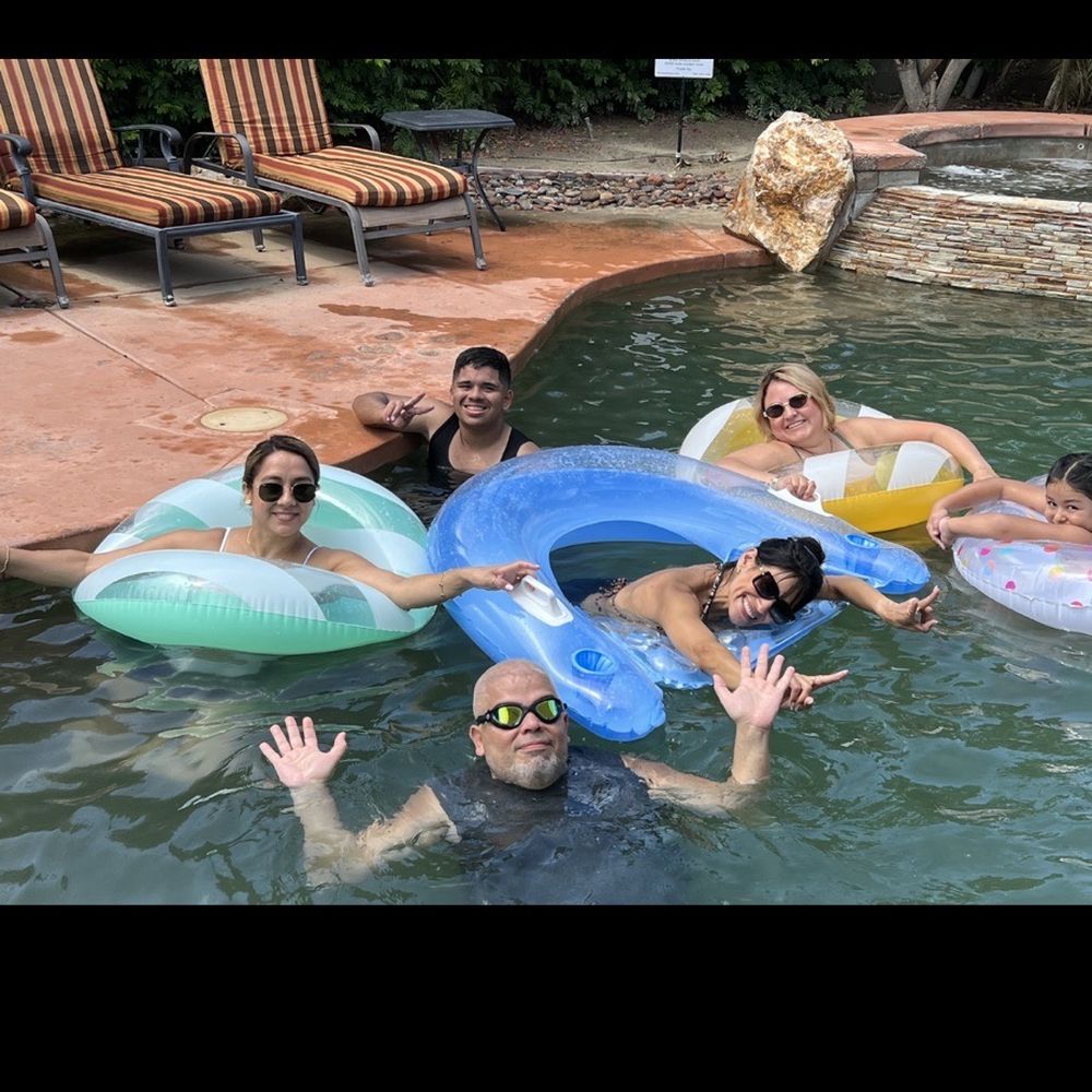Vacanza Stays Vacation Rentals - Vacation Rentals Near Me - La Quinta, California