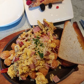 Cafeteria 15L - Brunch with my boys  Cafeteria 15L Skillet - Breakfast & Brunch Near Me - Sacramento, California