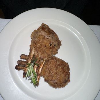 Rails Steakhouse - Steakhouses Near Me - Towaco, New Jersey
