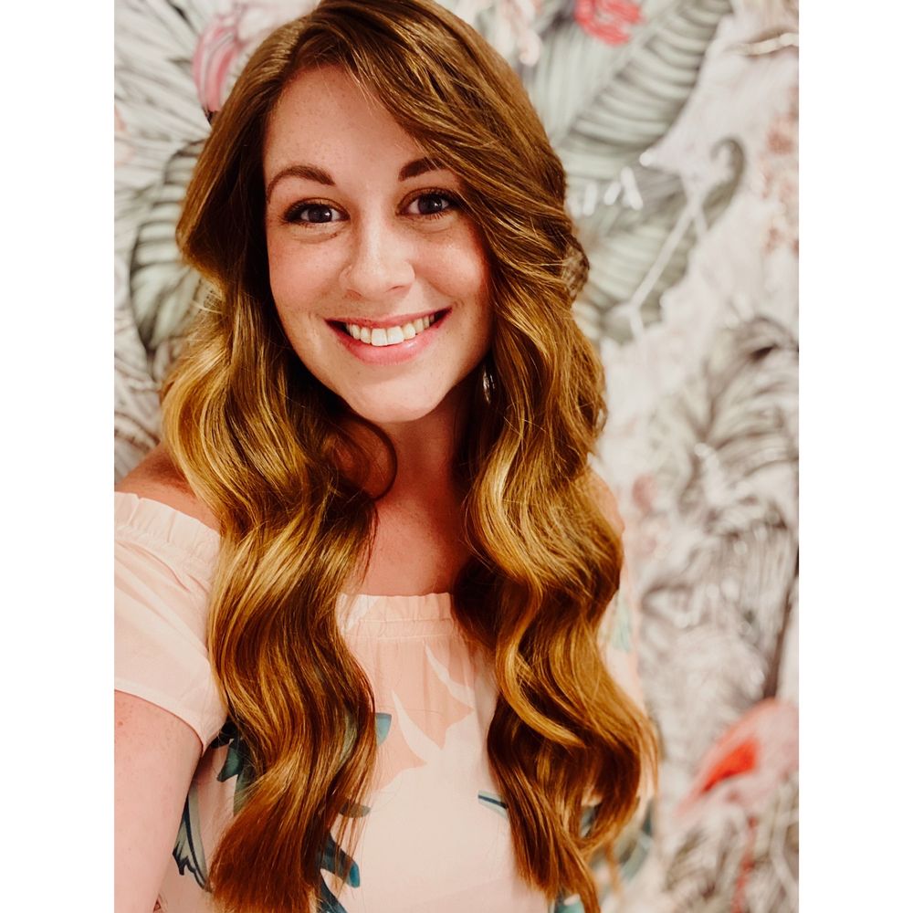 Sip & Dry - A Blow Dry Bar Image