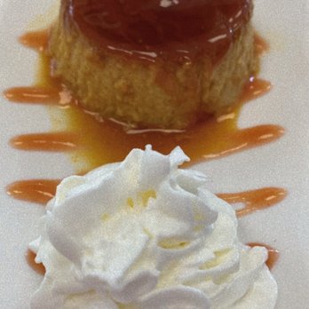 Marakas Pizza - Flan de Guayaba - Pizza Near Me - Miami, Florida
