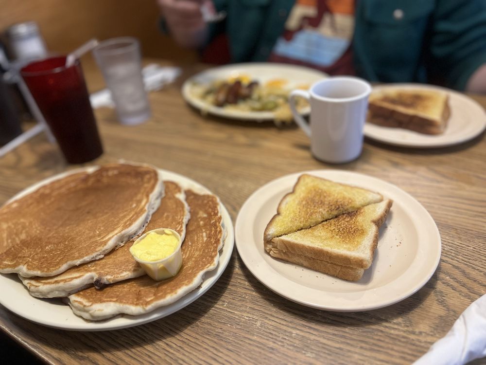 Dave's Family Restaurant — Mexican restaurant in Waukesha