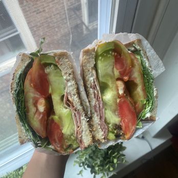 Middle Child - BLT - Breakfast & Brunch Near Me - Philadelphia, Pennsylvania