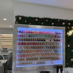 Different fingernail paint colors.