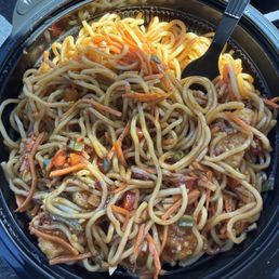 General tso tofu /w noodles