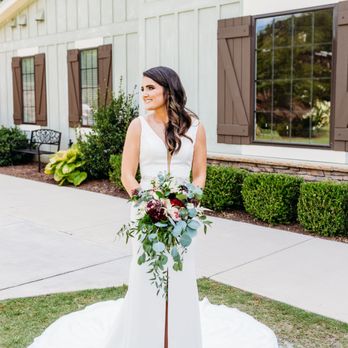 Blumengärten - Florists Near Me - Cornelius, North Carolina