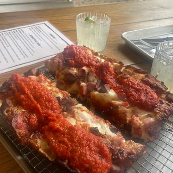 Red Light - Meat Lover - Bars Near Me - Washington, DC, District of Columbia Red Light - Meat Lover - Bars Near Me - Washington, DC, District of Columbia