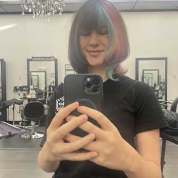 Seras Salon - Hair Salons Near Me - Los Angeles, California Seras Salon - Hair Salons Near Me - Los Angeles, California