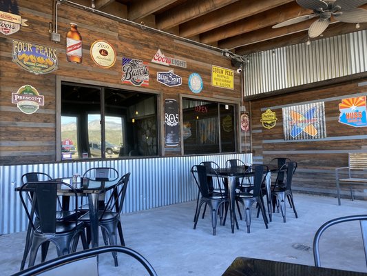 Photo of Chilleen's on 17 - Black Canyon City, AZ, US. Outdoor patio
