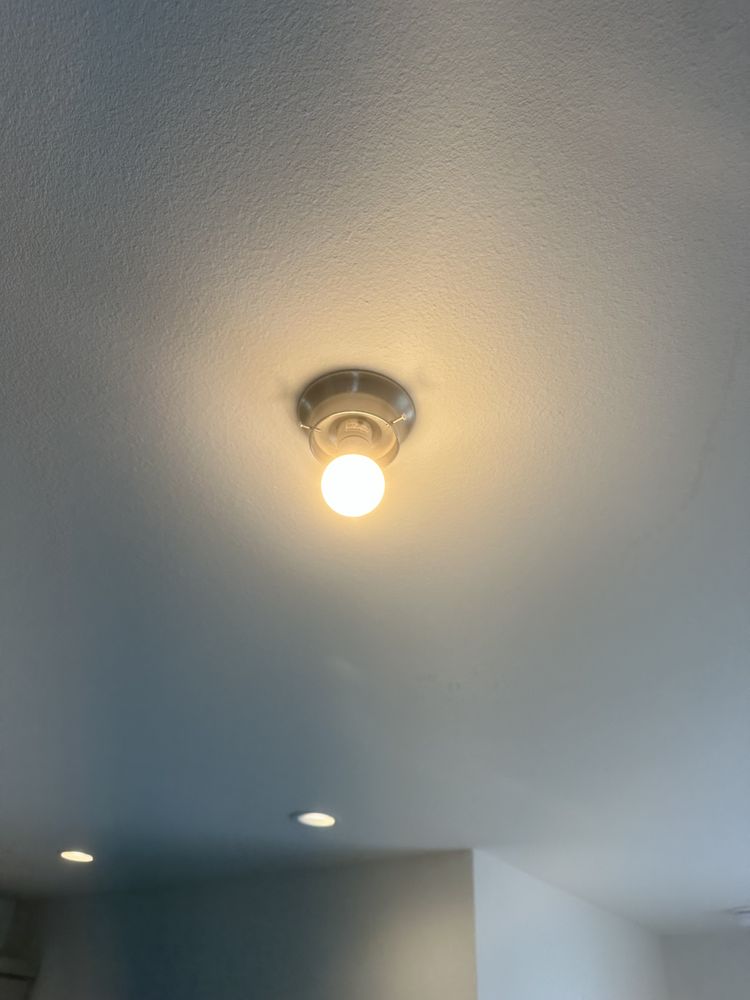 Slide of Alfaro Electrical Service