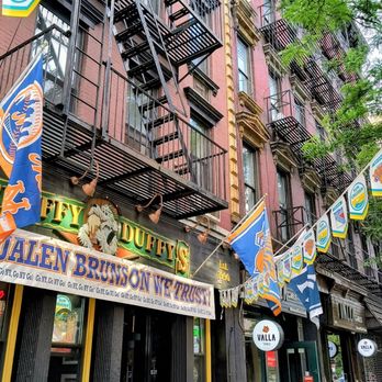 Valla Table - Thai Near Me - New York, New York Valla Table - Thai Near Me - New York, New York