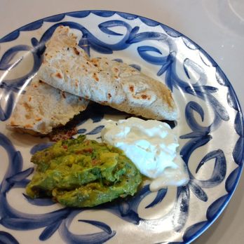Ambriza - Chicken Quesadillas with guacamole & sour cream - Mexican Near Me - Cypress, Texas