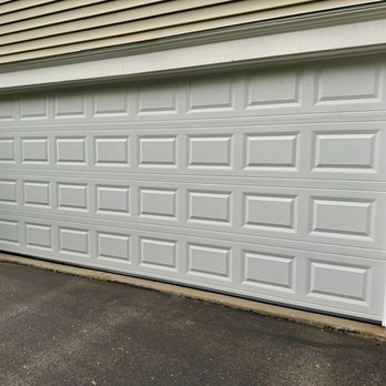 BH Garage Door - New Chi 2283 insulated garage door. - Garage Door Services Near Me - Chicago, Illinois