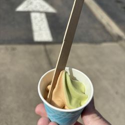 Croffle Craze Cafe - Matcha Thai tea swirl