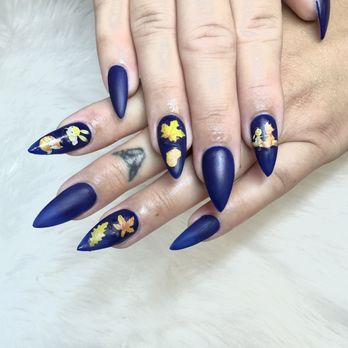 Tipsy Nails - Miranda did my lovely nails - Nail Salons Near Me - Newhall, California