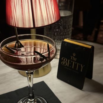 The Betty - Rio grande rubicon cocktail - Cocktail Bars Near Me - Austin, Texas