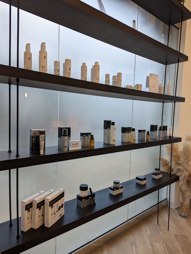 FACE FOUNDRIÉ HOUSTON Updated September 2024 49 Photos & 31