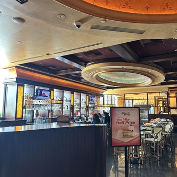 The Cheesecake Factory - Bar - Desserts Near Me - Short Hills, New Jersey