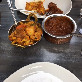 Bindia Indian Bistro - Lamb Vindaloo and Aaloo Gobhi - Indian Near Me - Toronto, Ontario Bindia Indian Bistro - Lamb Vindaloo and Aaloo Gobhi - Indian Near Me - Toronto, Ontario