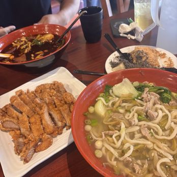 Corner Beef Noodle House - Whole meal - Taiwanese Near Me - El Monte, California Corner Beef Noodle House - Whole meal - Taiwanese Near Me - El Monte, California