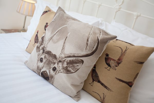 The White Hart by null