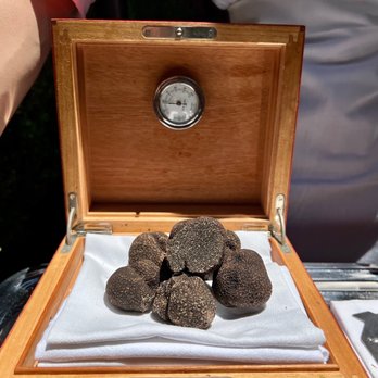 Bouchon - Truffle box - French Near Me - Yountville, California Bouchon - Truffle box - French Near Me - Yountville, California