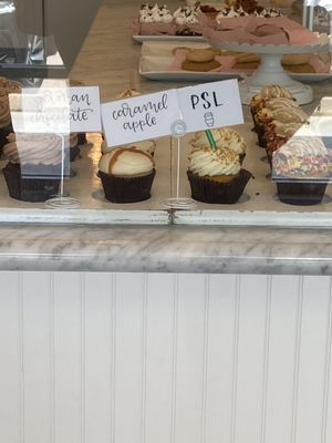 Rise Cupcakes by null