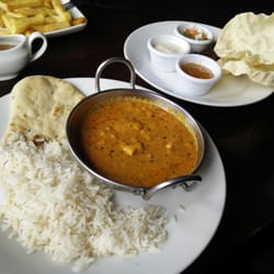 The Cherry Tree - Chicken Tikka Massala with side order of poppadoms and dips