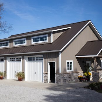 Martin Contracting - the front of a two story garage - Roofing Near Me - Bulger, Pennsylvania Martin Contracting - the front of a two story garage - Roofing Near Me - Bulger, Pennsylvania