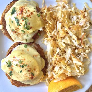 Sunset Bar & Grill - Eggs Benedict - Bars Near Me - Avalon, California Sunset Bar & Grill - Eggs Benedict - Bars Near Me - Avalon, California