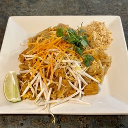 Thai Station - Fried Tofu Pad Thai