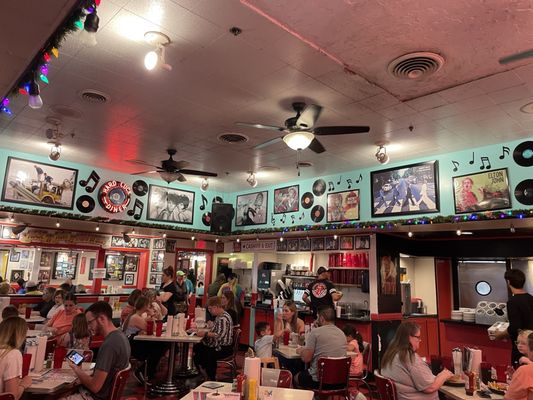 Mel's Hard Luck Diner by null