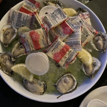 Islanders Restaurant & Bar - Island time gulf raw oysters - Southern Near Me - Dauphin Island, Alabama Islanders Restaurant & Bar - Island time gulf raw oysters - Southern Near Me - Dauphin Island, Alabama