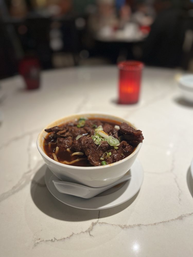 Grand Wok Noodle Bar - Photo 3