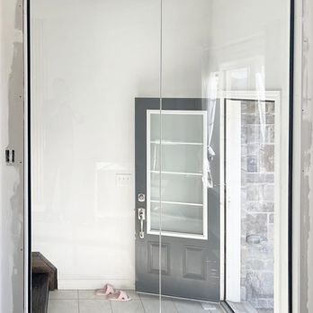 EC Door MFG - Glass Partition - Glass & Mirrors Near Me - Markham, Ontario