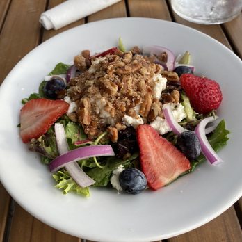Upside Restaurant - Fruit and nut salad - Seafood Near Me - Corolla, North Carolina