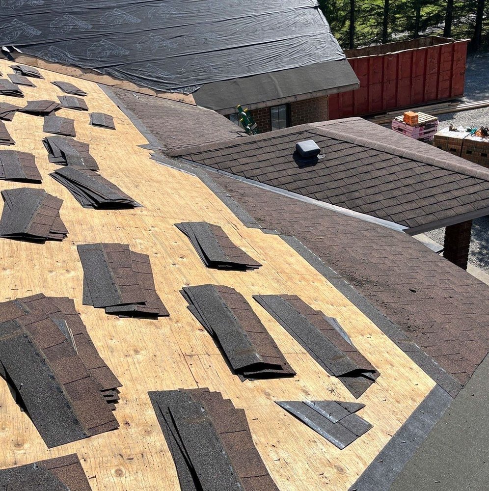 Slide of Hermosa Village Roofing