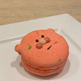 A La Mousse - Raspberry Macaroon - Desserts Near Me - Philadelphia, Pennsylvania A La Mousse - Raspberry Macaroon - Desserts Near Me - Philadelphia, Pennsylvania