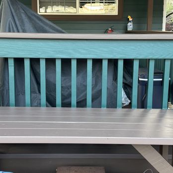 iDeck Construction - New work table at the back of deck. - Decks & Railing Near Me