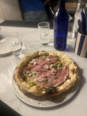 Sho Pizza Bar by null
