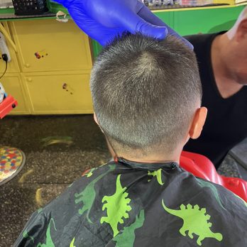 Cubby Cuts For Kids - Hair Salons Near Me - Mountain View, California