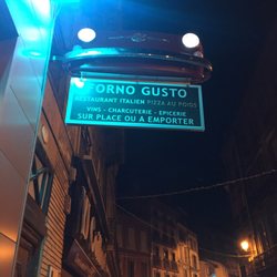 Forno Gusto - Sign outside