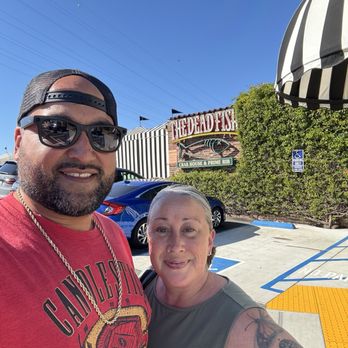 The Dead Fish - Celebrating the wife's birthday - Seafood Near Me - Crockett, California