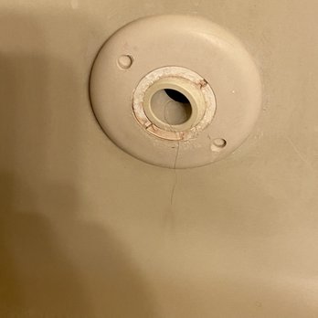 Cedar Breaks Lodge by Diamond Resorts - One of the jets in the tub. Nasty. - Hotels Near Me - Brian Head, Utah