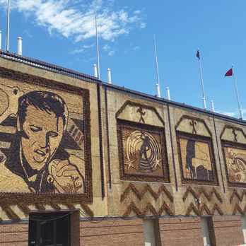 Corn Palace - Museums Near Me - Mitchell, South Dakota