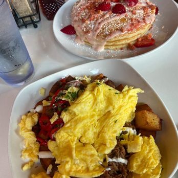 Easy Like Sunday - Short Rib Hash and Strawberry Lovers Pancakes - Breakfast & Brunch Near Me - Baltimore, Maryland Easy Like Sunday - Short Rib Hash and Strawberry Lovers Pancakes - Breakfast & Brunch Near Me - Baltimore, Maryland