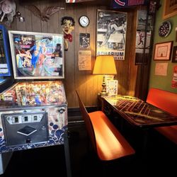 Superelectric Pinball Parlor - Love the vibe!